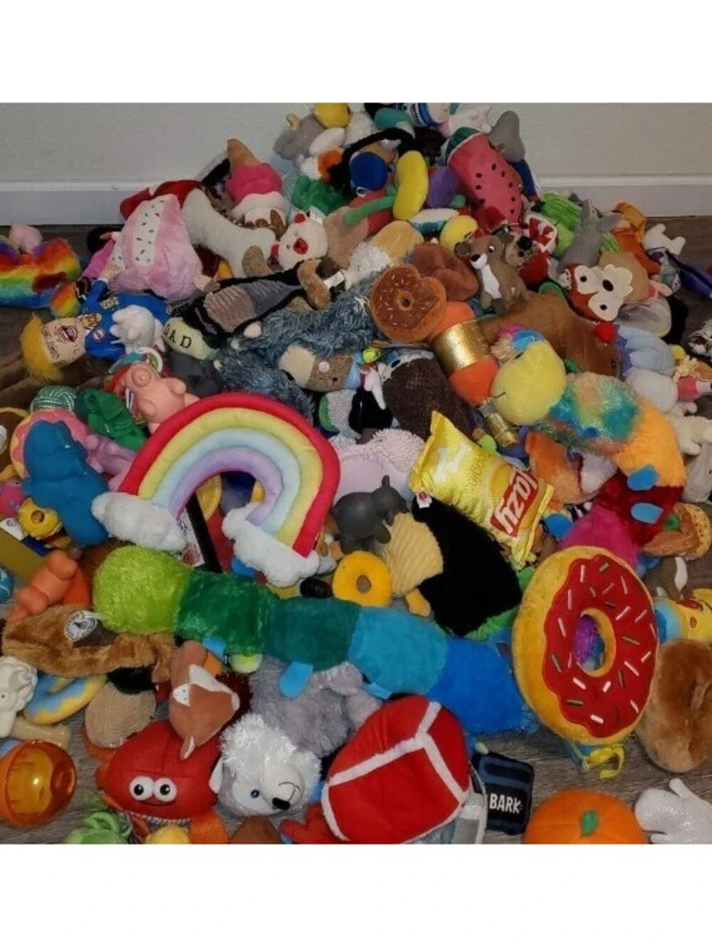 RANDOMLY SELECTED 20 PIECE LOT - HIGH QUALITY DOG TOYS BARKBOX,ZIPPY PAWS,DISNEY